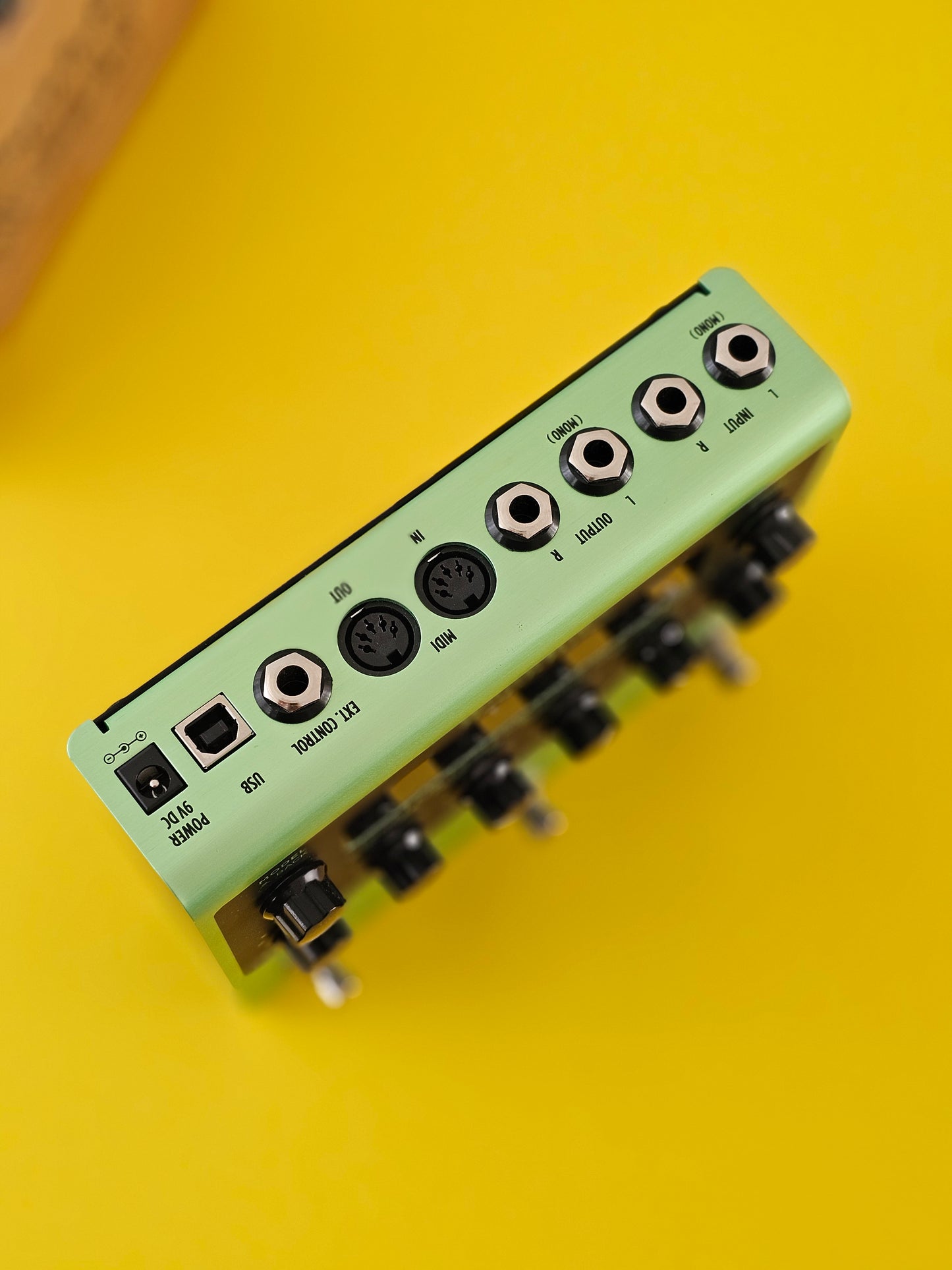 IK Multimedia X-Time Delay